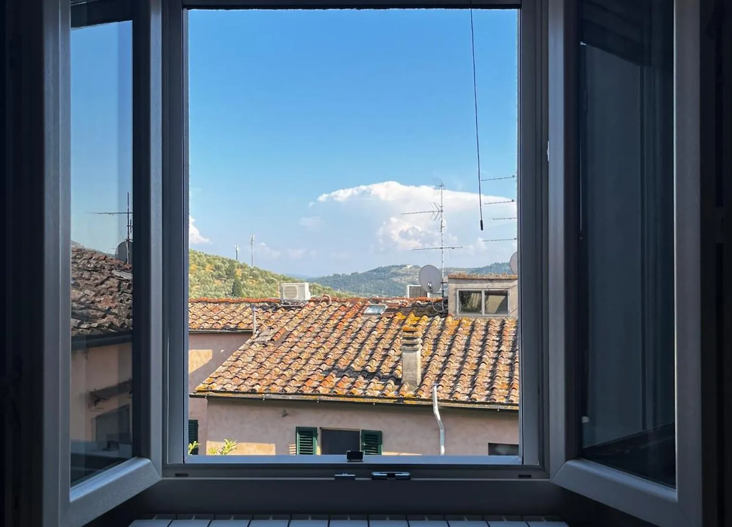 Vinicio'S House Apartment Carmignano Italy